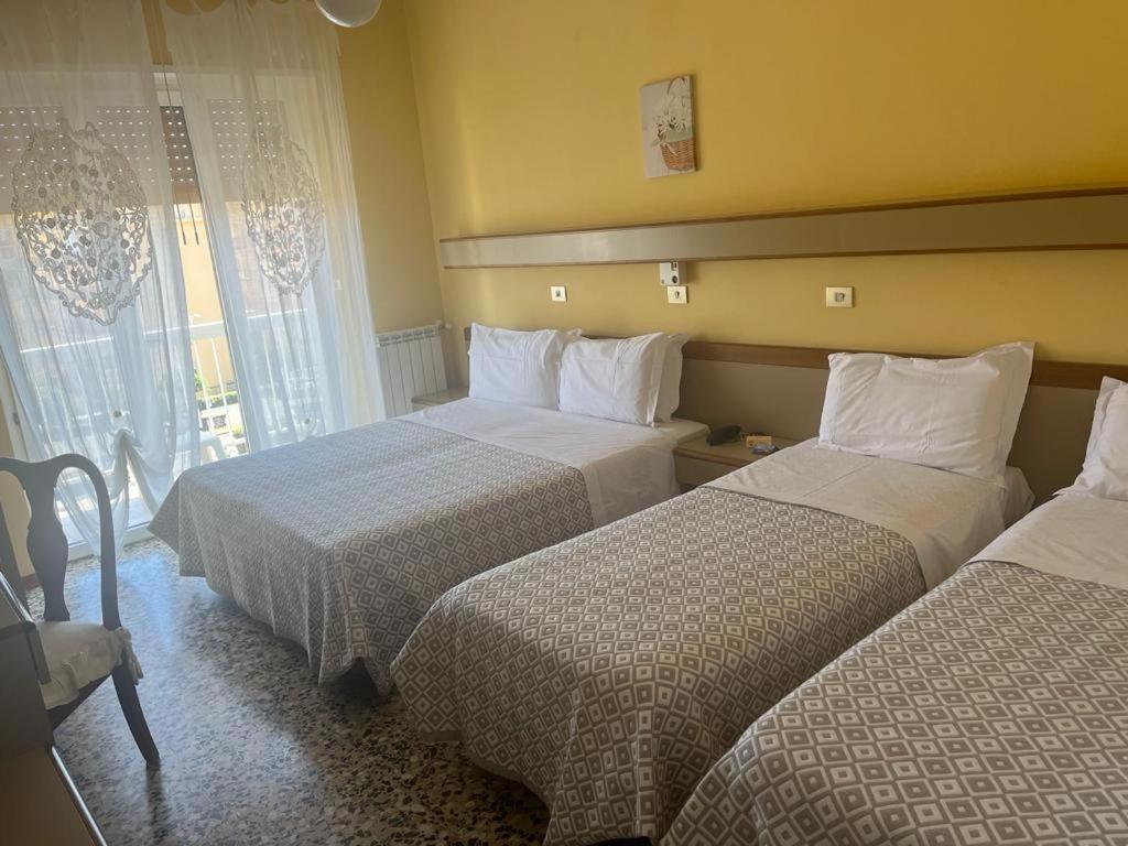 Hotel Bergamo Mare Mhotelsgroup San Bartolomeo Al Mare Exterior photo