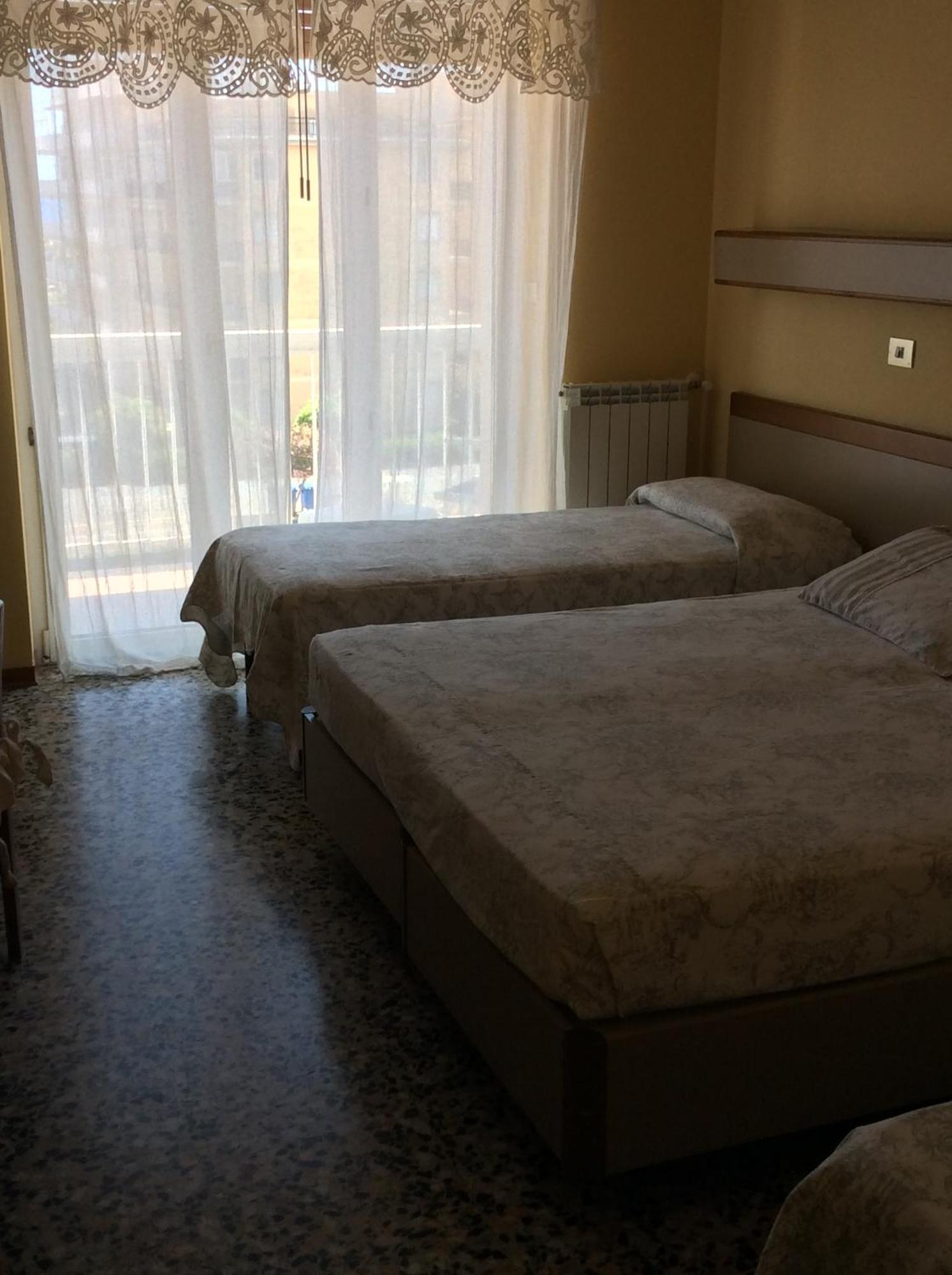 Hotel Bergamo Mare Mhotelsgroup San Bartolomeo Al Mare Exterior photo